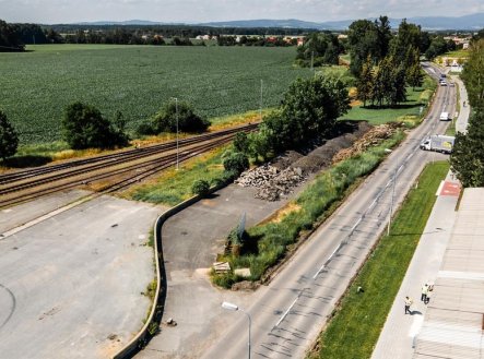Prodej pozemku pro komerční výstavbu, 1 842 m²
