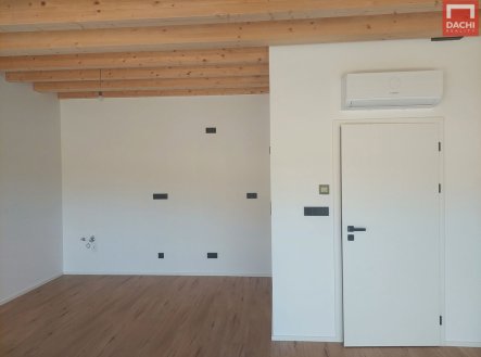 Prodej jiné komerční nemovitosti, 85 m²