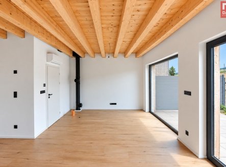 Prodej jiné komerční nemovitosti, 85 m²