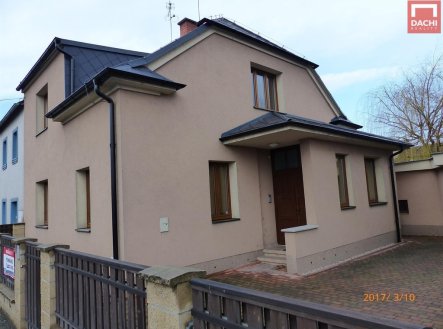 Pronájem kanceláře, 126 m²