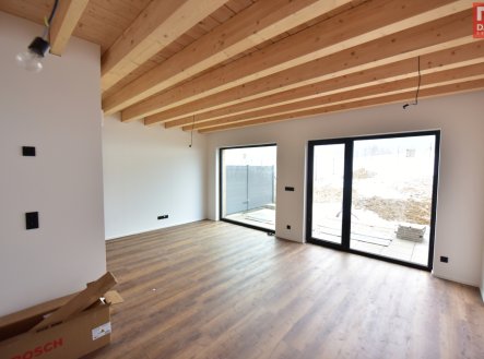 Prodej jiné komerční nemovitosti, 85 m²