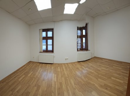 Pronájem kanceláře, 55 m²