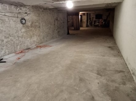 Pronájem skladu, 100 m²