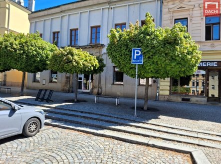 Pronájem obchodní prostory, 70 m²