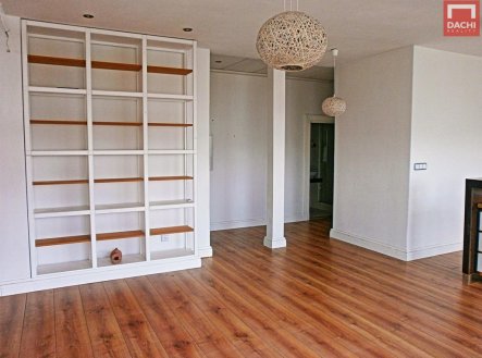 Pronájem bytu, 2+kk, 60 m²