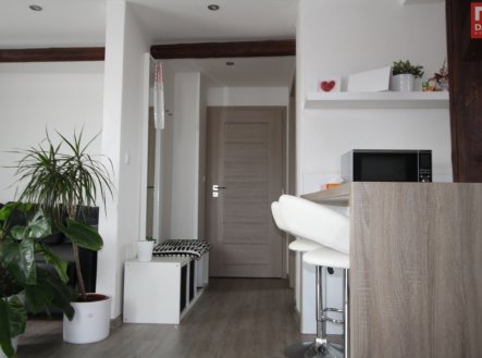 Pronájem bytu, 1+kk, 36 m²