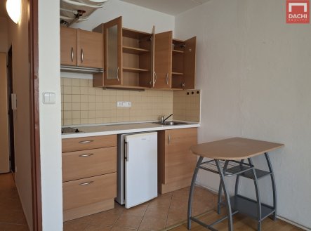 Pronájem bytu, 1+kk, 34 m²