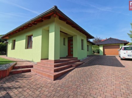 Pronájem domu/vily, 140 m²