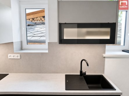 Pronájem bytu, 2+kk, 60 m²