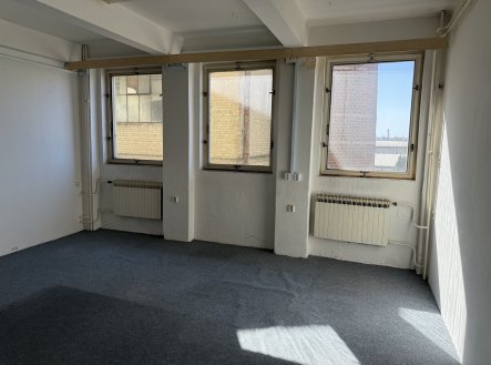 Pronájem kanceláře, 28 m²