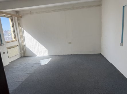Pronájem kanceláře, 28 m²