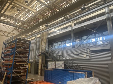 Pronájem komerčního objektu, sklad, 2 293 m²