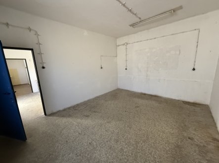 Pronájem komerčního objektu, sklad, 57 m²
