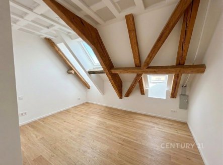 Pronájem kanceláře, 154 m²