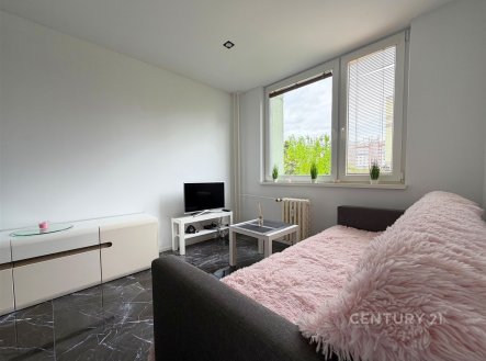 Pronájem bytu, 2+kk, 50 m²