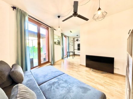 . | Pronájem bytu, 1+kk, 36 m²
