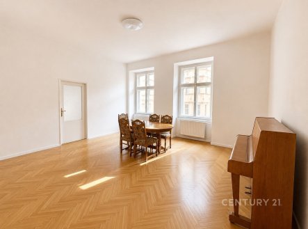 Pronájem bytu, 3+kk, 68 m²