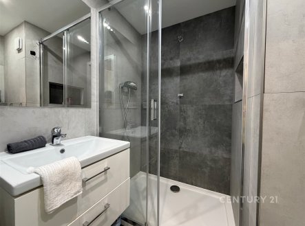 Pronájem bytu, 2+kk, 50 m²