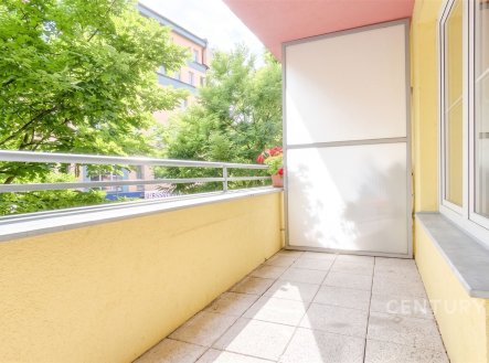 Pronájem bytu, 1+kk, 44 m²