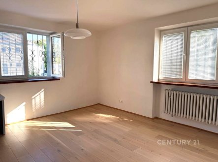 Pronájem bytu, 2+1, 63 m²