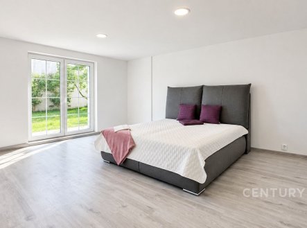 Pronájem domu/vily, 150 m²