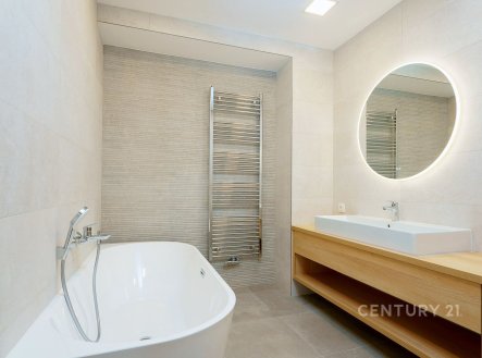 Pronájem bytu, 2+kk, 90 m²