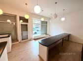 Pronájem skladu, 297 m²