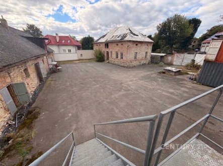 Pronájem skladu, 552 m²