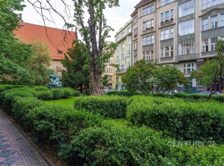 Pronájem bytu, 2+kk, 90 m²
