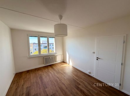 Pronájem bytu, 1+1, 37 m²
