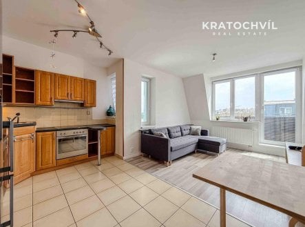 Pronájem bytu, 3+kk, 56 m²