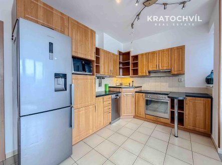 Pronájem bytu, 3+kk, 56 m²