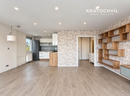 Pronájem bytu, 3+kk, 74 m²