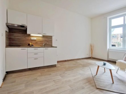 Pronájem bytu, 1+kk, 30 m²