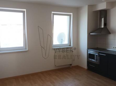 Pronájem bytu, 1+kk, 28 m² obrázek