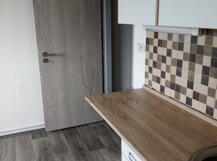 Pronájem bytu, 1+kk, 21 m² obrázek