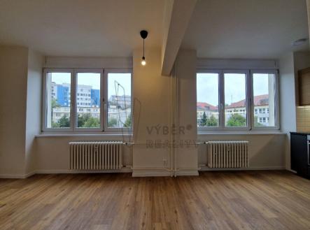 Pronájem bytu, 2+kk, 64 m²