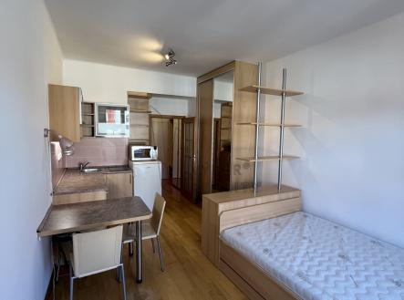Pronájem bytu, 1+kk, 25 m²