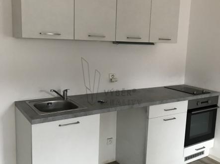 Pronájem bytu, 1+kk, 32 m²