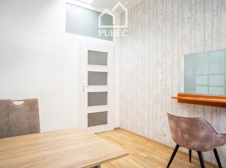 Prodej komerčního objektu, jiný, 75 m²