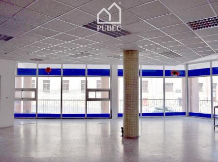 Pronájem - obchodní prostor, 145 m²