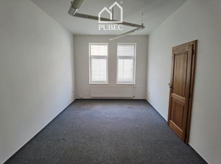 Pronájem - kanceláře, 48 m²