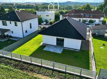 Pronájem domu/vily, 100 m²