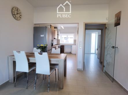 Pronájem domu/vily, 142 m²