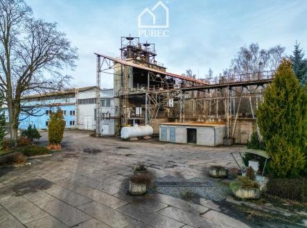 Prodej komerčního objektu, sklad, 11 000 m²