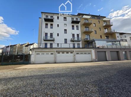 Pronájem komerčního objektu, výroba, 300 m²