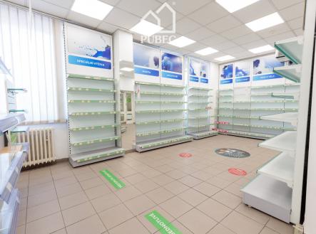 Pronájem obchodní prostory, 132 m²