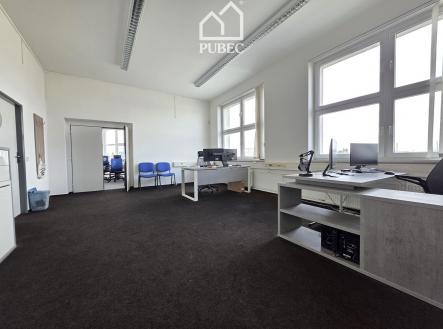 Pronájem kanceláře, 35 m²