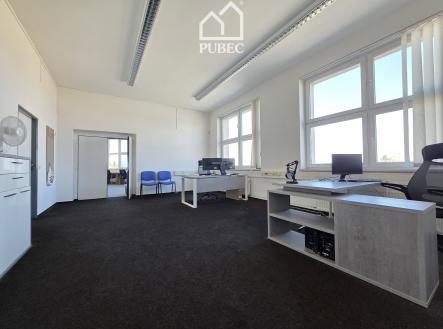 Pronájem kanceláře, 35 m²