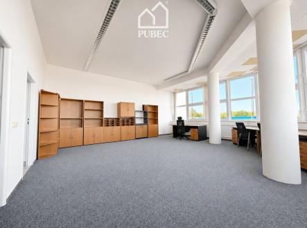 Pronájem kanceláře, 45 m²